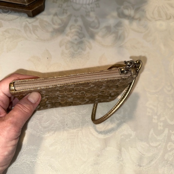 Coach Signature C Lurex Wristlet in Gold & Silver - Picture 4 of 6